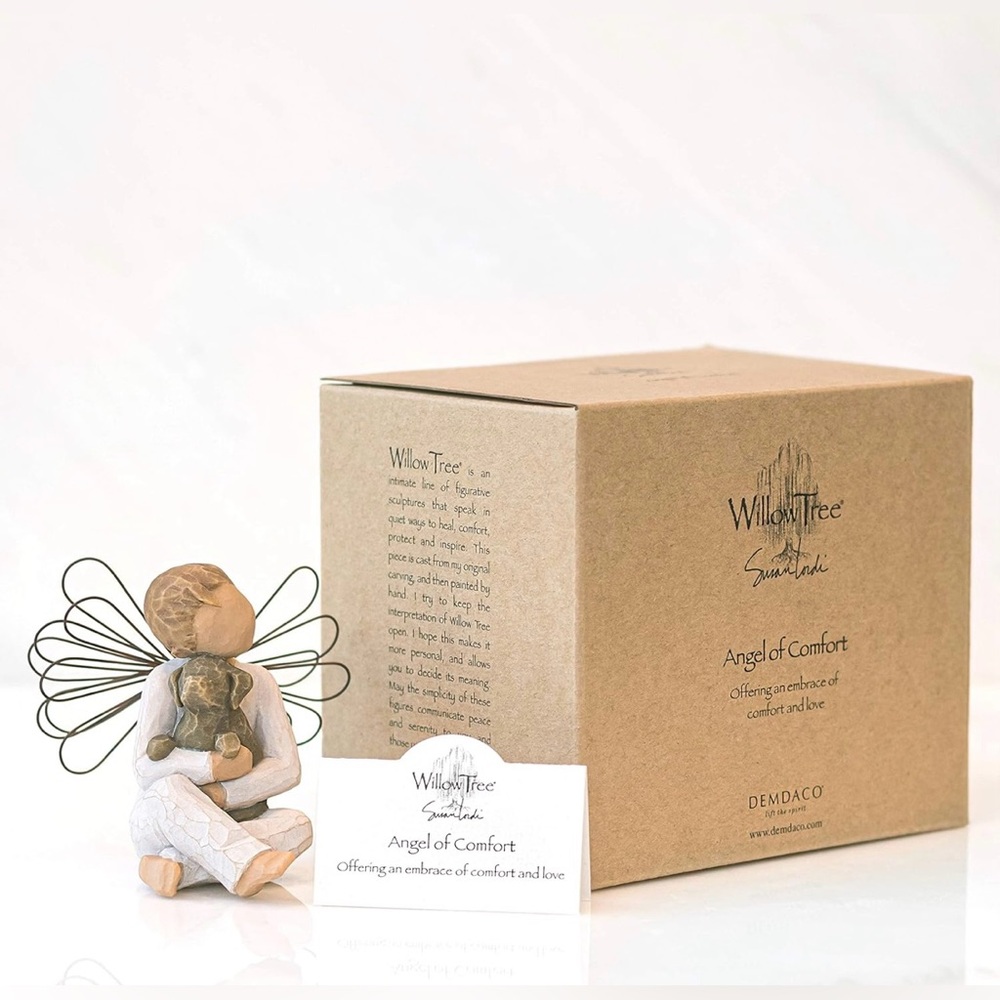 NIB ANGEL OF COMFORT Willow Tree sympathy remembrance healing dog boy loved one